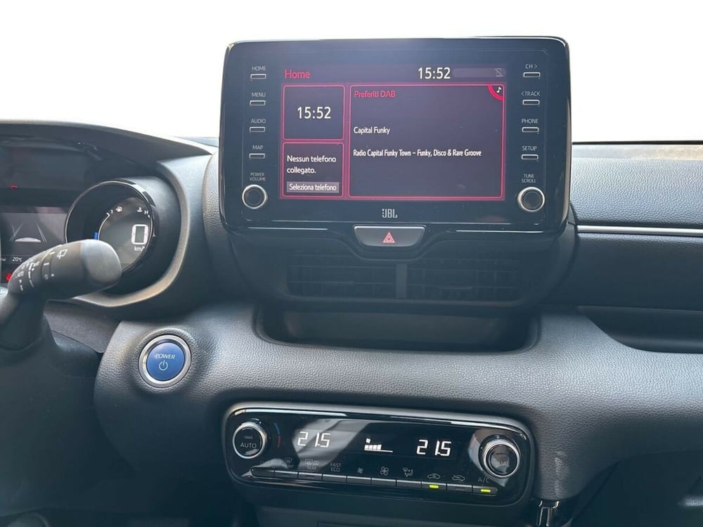 Toyota Yaris usata a Lecco (13)