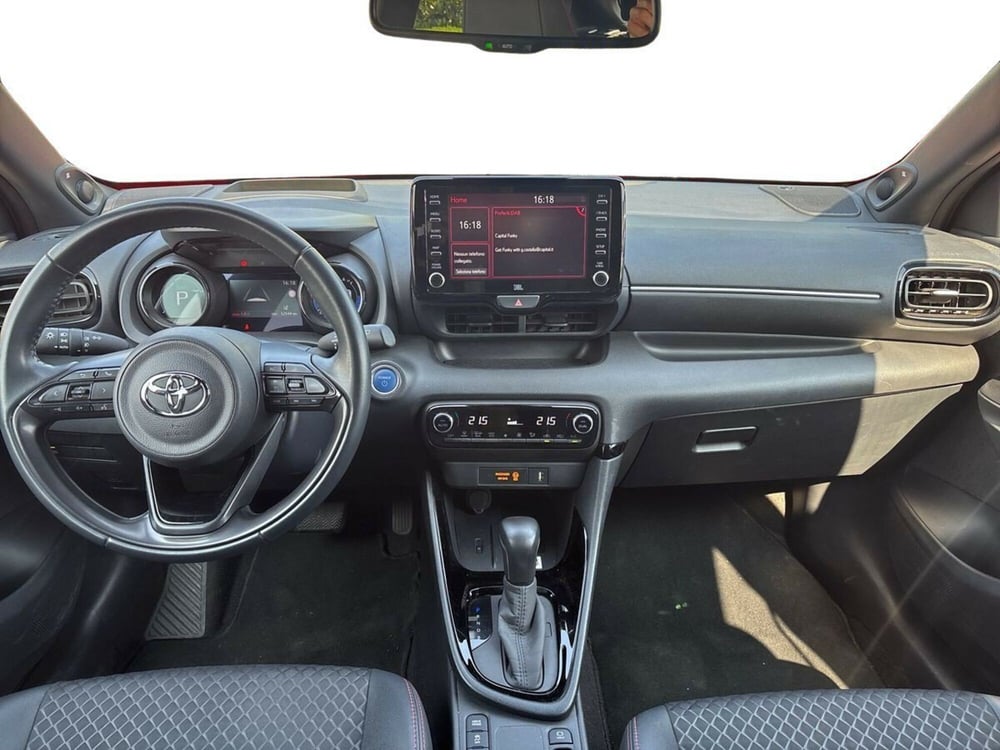Toyota Yaris usata a Lecco (8)