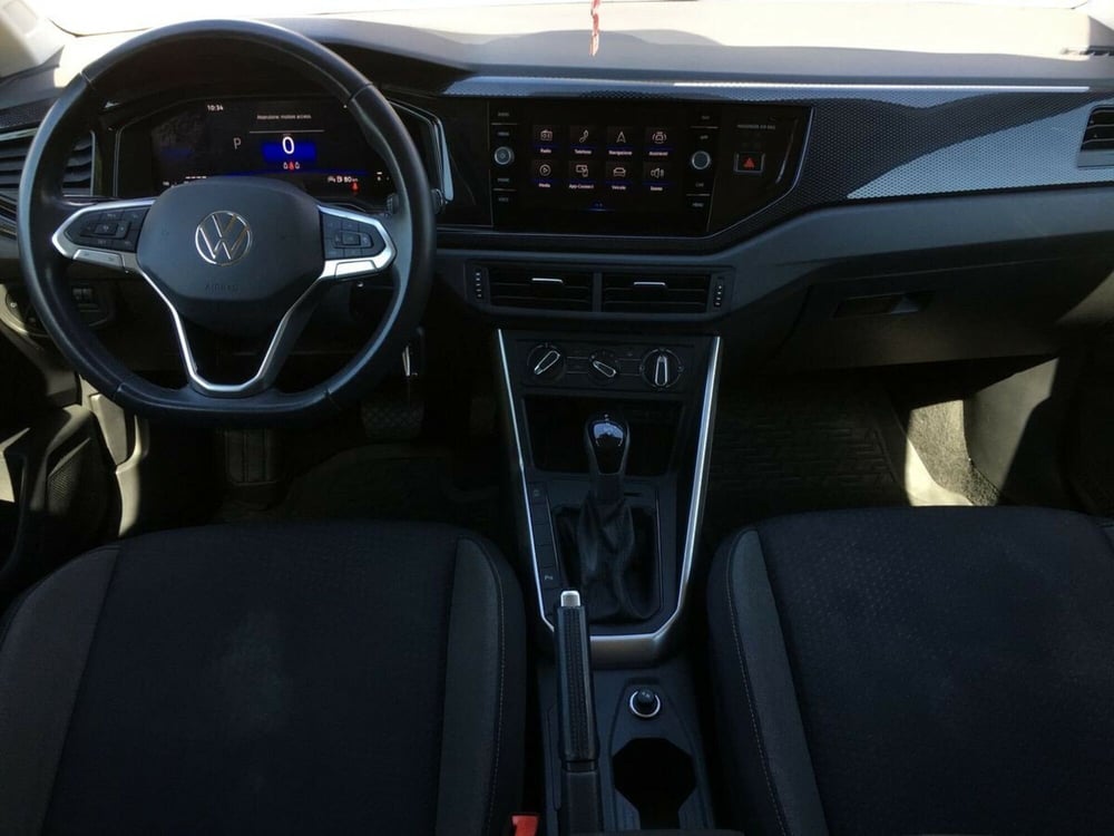 Volkswagen Taigo usata a Lecco (8)