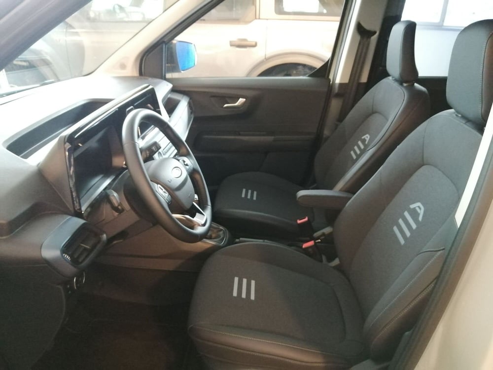 Ford Tourneo Courier nuova a Brescia (10)