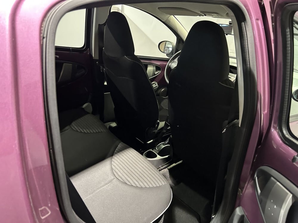 Peugeot 107 usata a Milano (10)