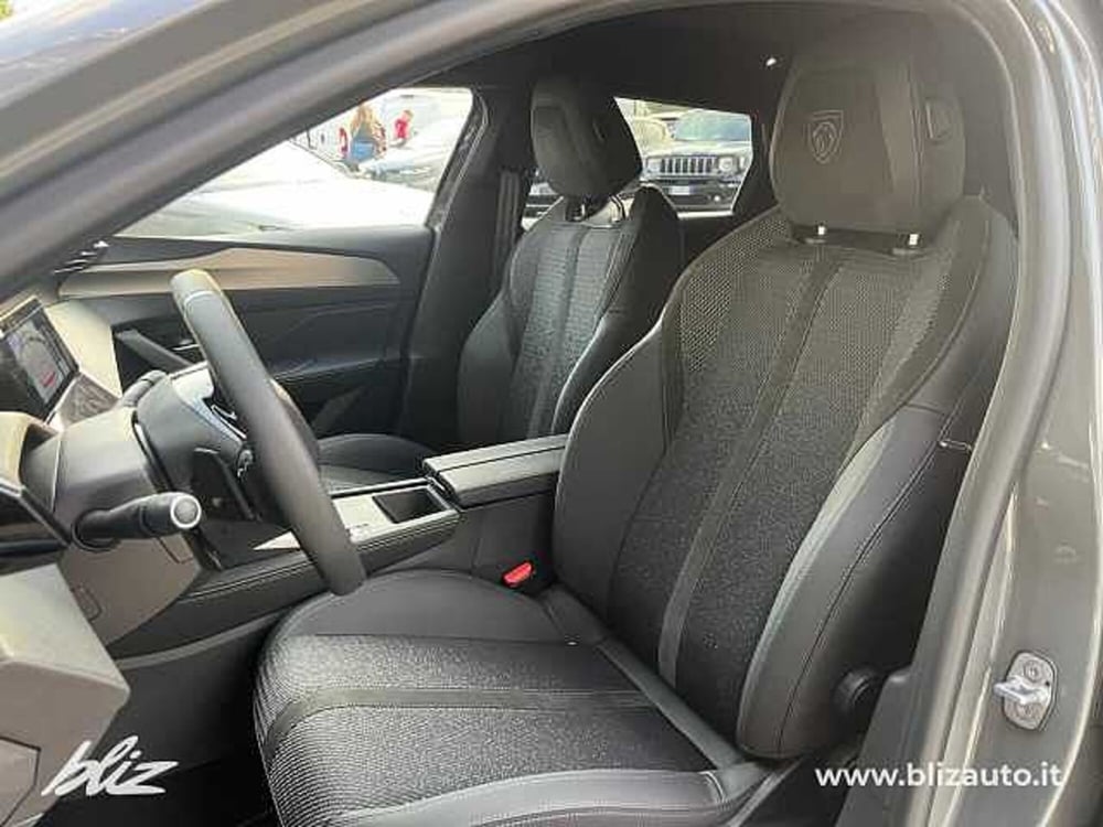 Peugeot 308 SW nuova a Udine (10)