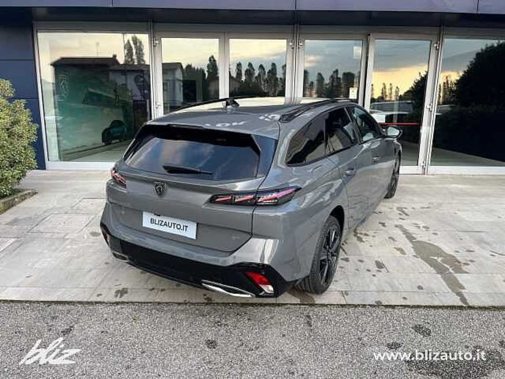 Peugeot 308 SW nuova a Udine (7)