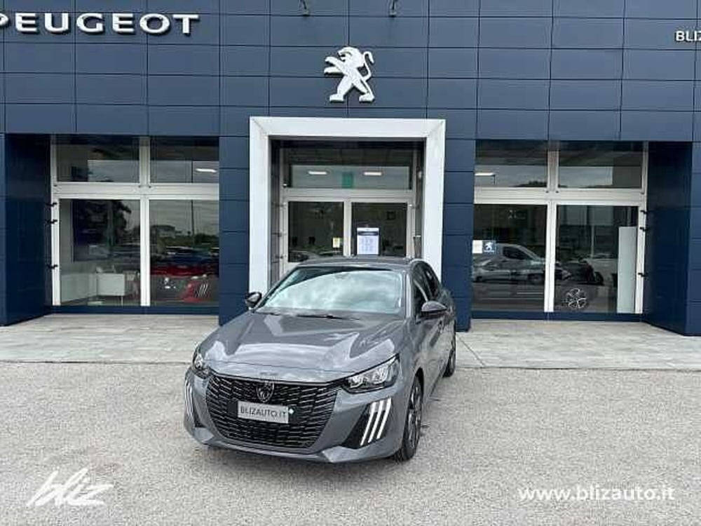 Peugeot 208 nuova a Udine