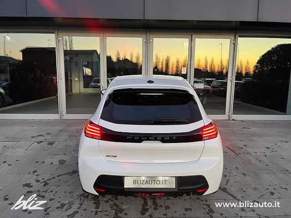 Peugeot 208 nuova a Udine (3)