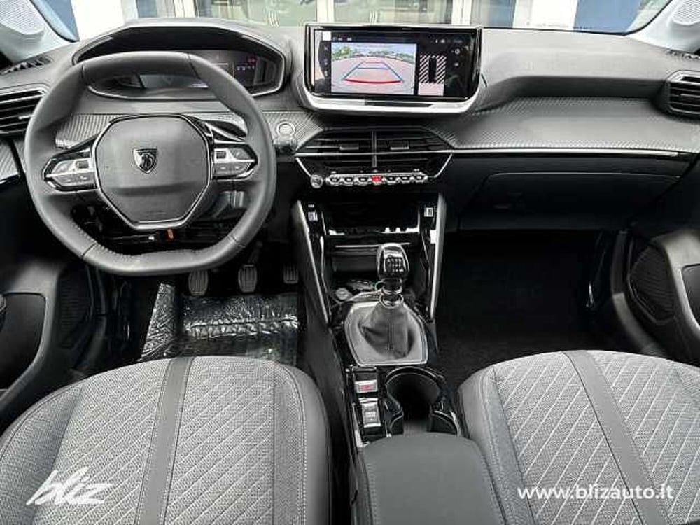 Peugeot 208 nuova a Udine (12)