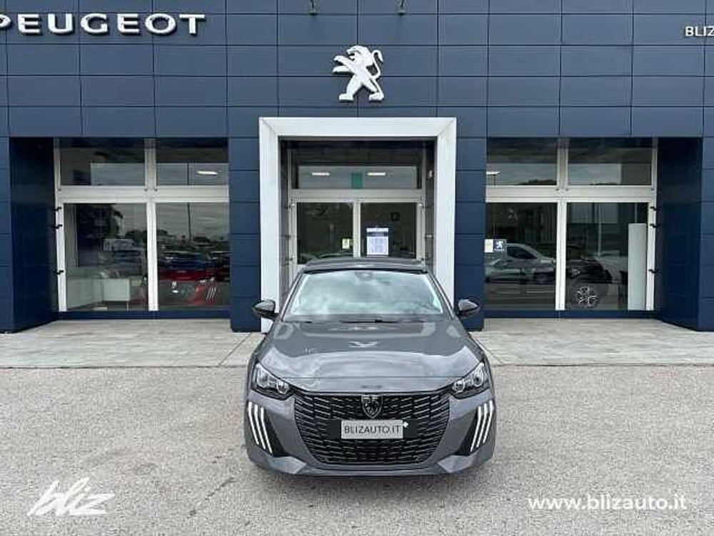 Peugeot 208 nuova a Udine (2)