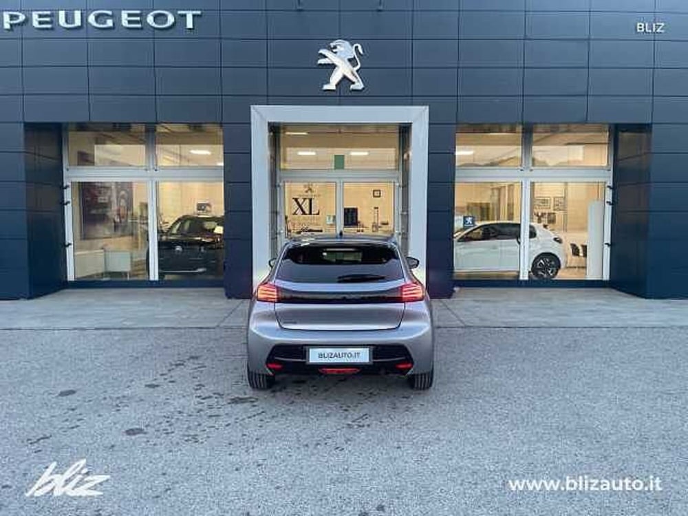 Peugeot 208 nuova a Udine (4)