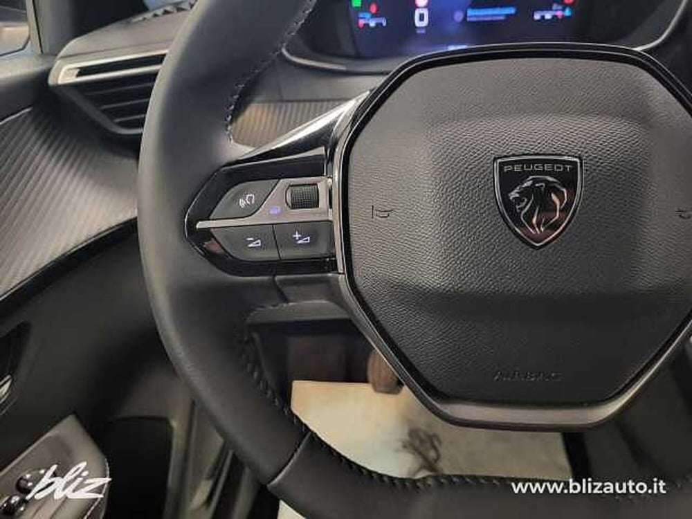 Peugeot 208 nuova a Udine (15)