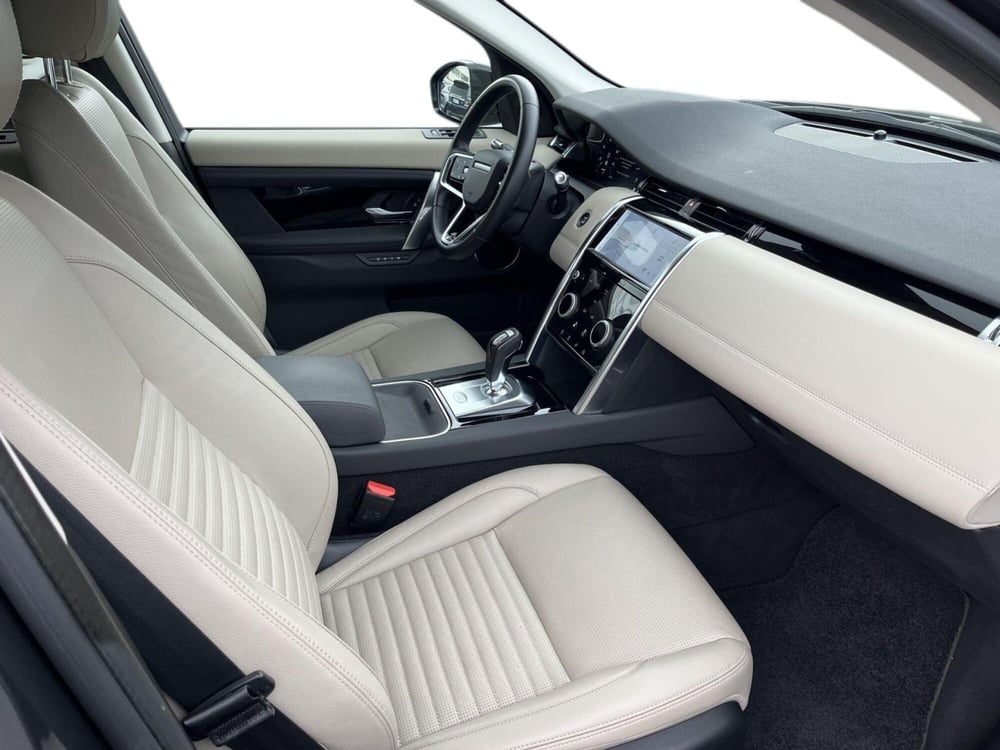 Land Rover Discovery Sport usata a Catania (3)