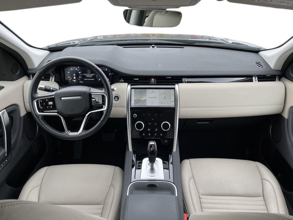 Land Rover Discovery Sport usata a Catania (4)