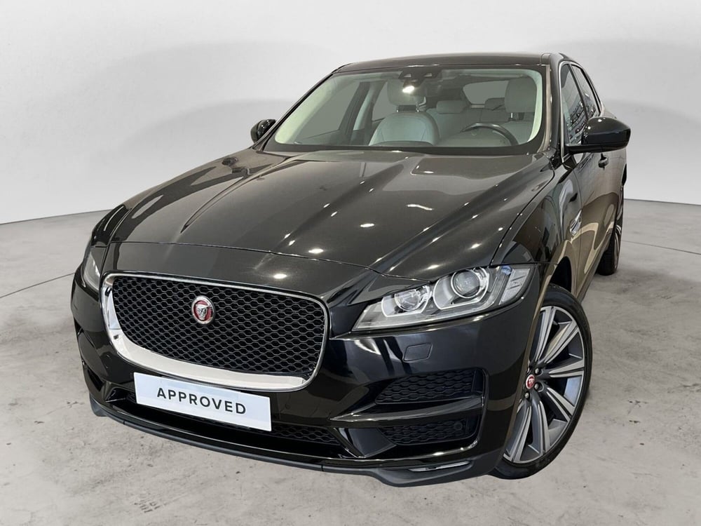 Jaguar F-Pace usata a Catania