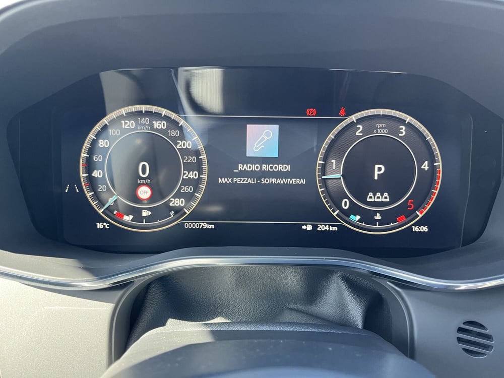 Jaguar F-Pace nuova a Catania (10)