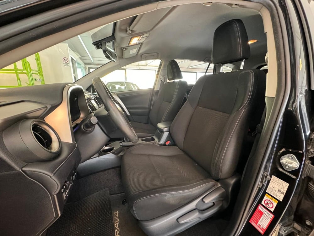 Toyota Rav4 usata a Modena (13)