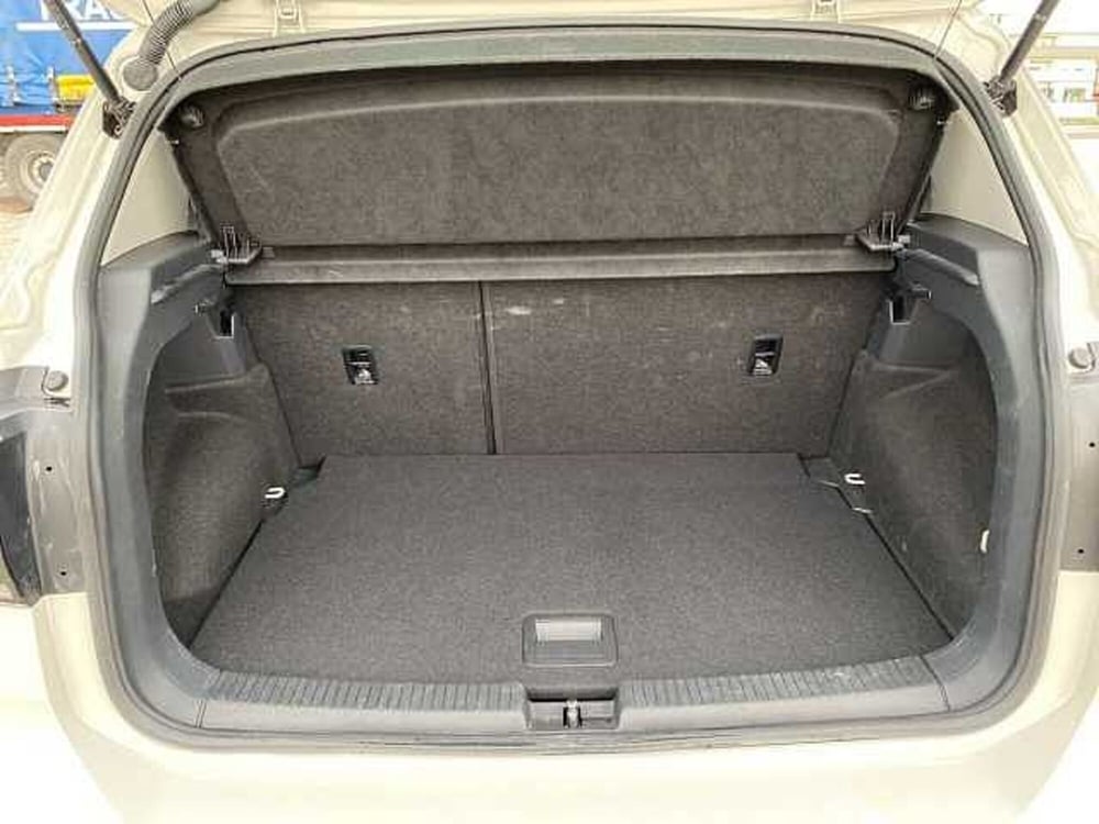 Volkswagen T-Cross usata a Napoli (17)