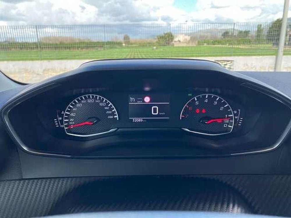 Peugeot 208 usata a Napoli (11)