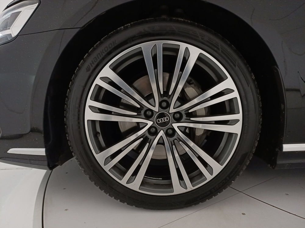 Audi A8 usata a Lecce (14)