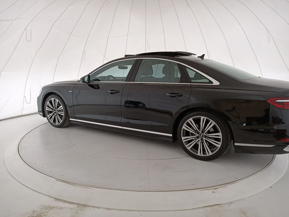 Audi A8 usata a Lecce (3)