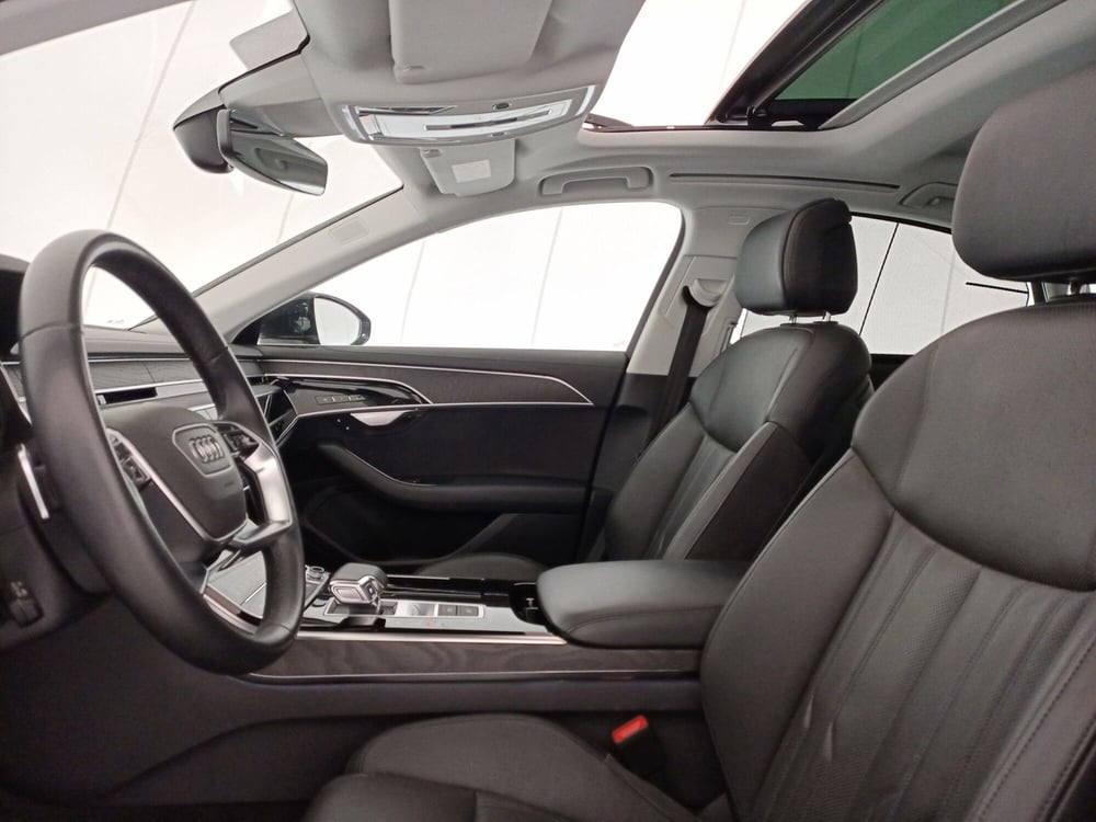 Audi A8 usata a Lecce (6)