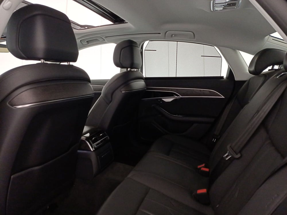 Audi A8 usata a Lecce (8)