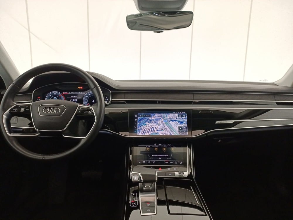 Audi A8 usata a Lecce (9)