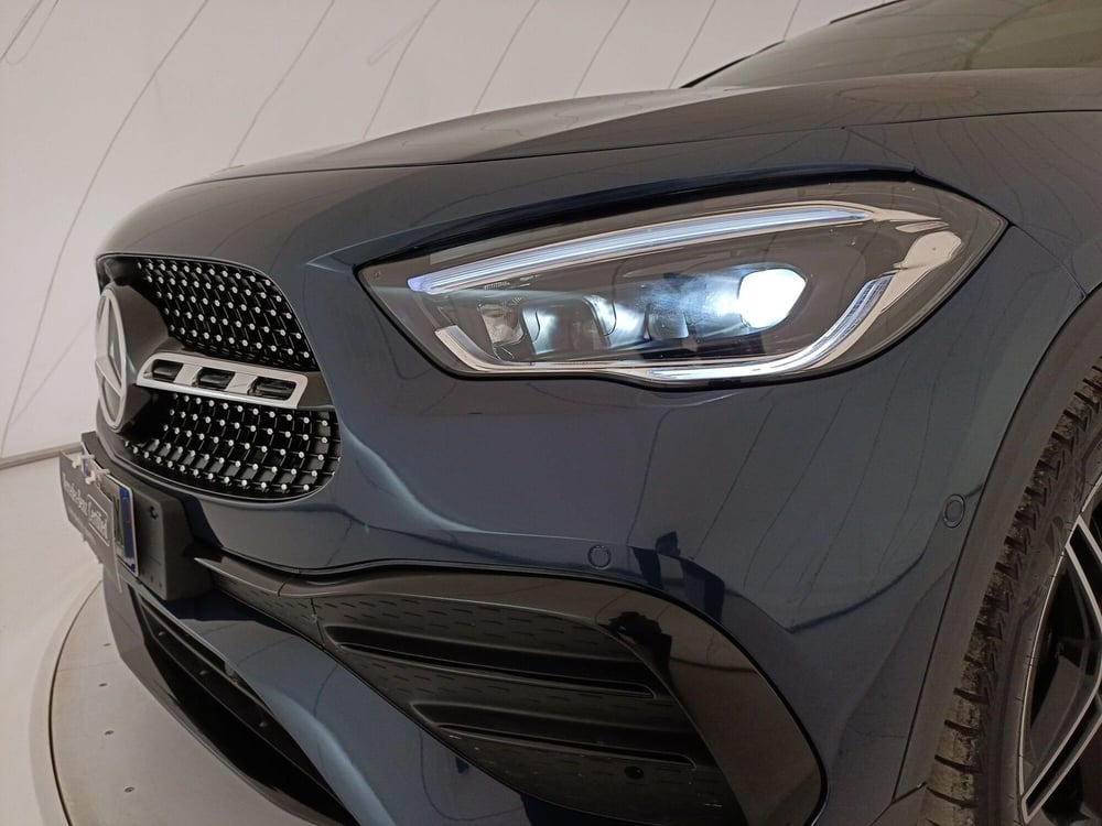Mercedes-Benz GLA SUV usata a Bari (11)