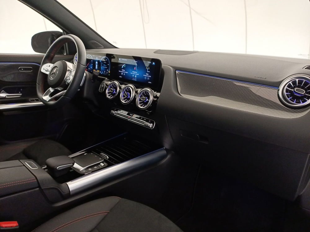 Mercedes-Benz GLA SUV usata a Bari (7)