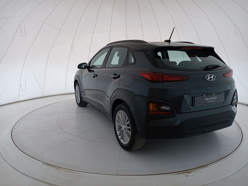 Hyundai Kona usata a Bari (4)