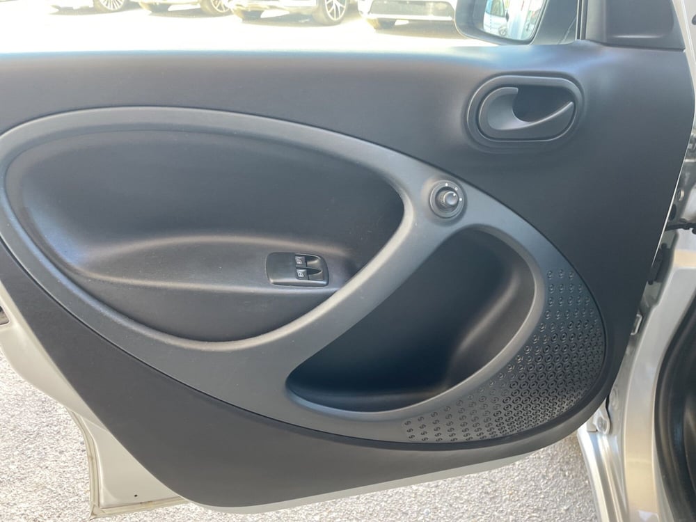 smart forfour usata a Pescara (8)