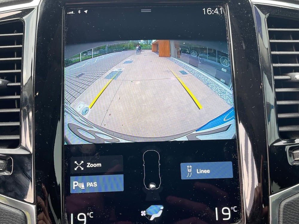 Volvo XC90 usata a Como (14)