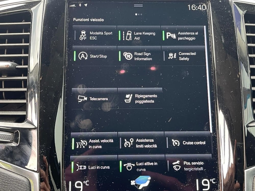 Volvo XC90 usata a Como (15)