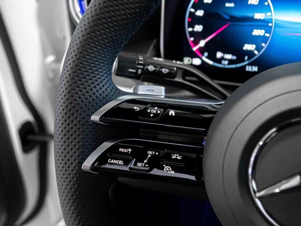 Mercedes-Benz GLC SUV nuova a Rimini (18)