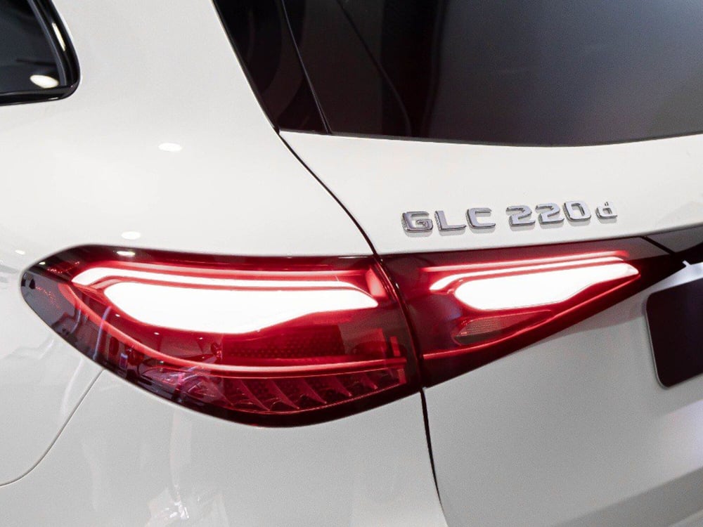 Mercedes-Benz GLC SUV nuova a Rimini (8)