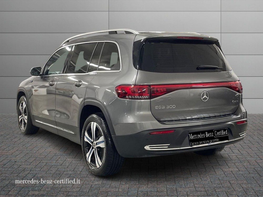 Mercedes-Benz EQB usata a Macerata (5)