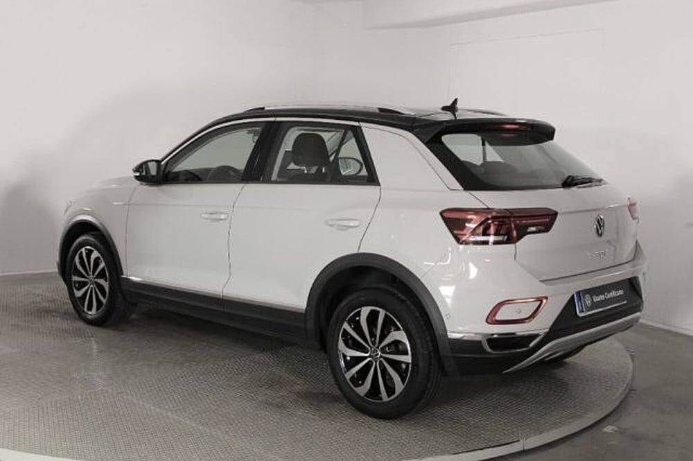 Volkswagen T-Roc Cabrio usata a Novara (4)