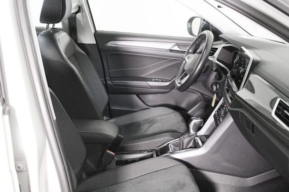 Volkswagen T-Roc Cabrio usata a Novara (8)