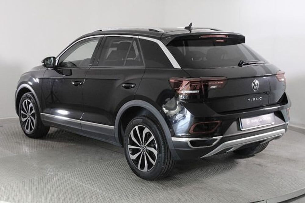 Volkswagen T-Roc Cabrio usata a Novara (4)