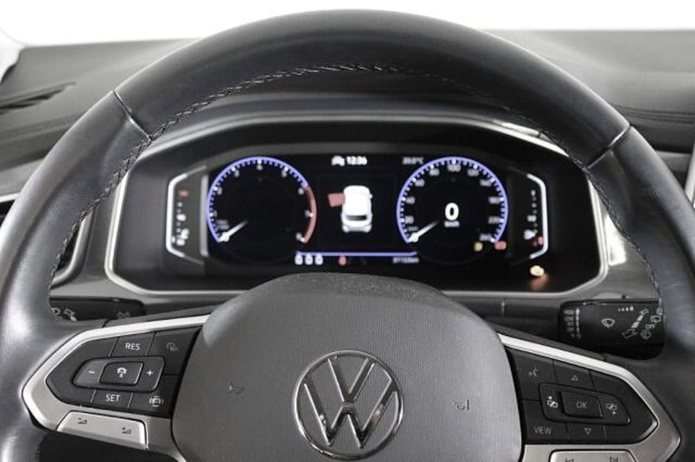 Volkswagen T-Roc Cabrio usata a Novara (7)