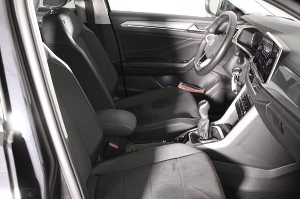 Volkswagen T-Roc Cabrio usata a Novara (8)
