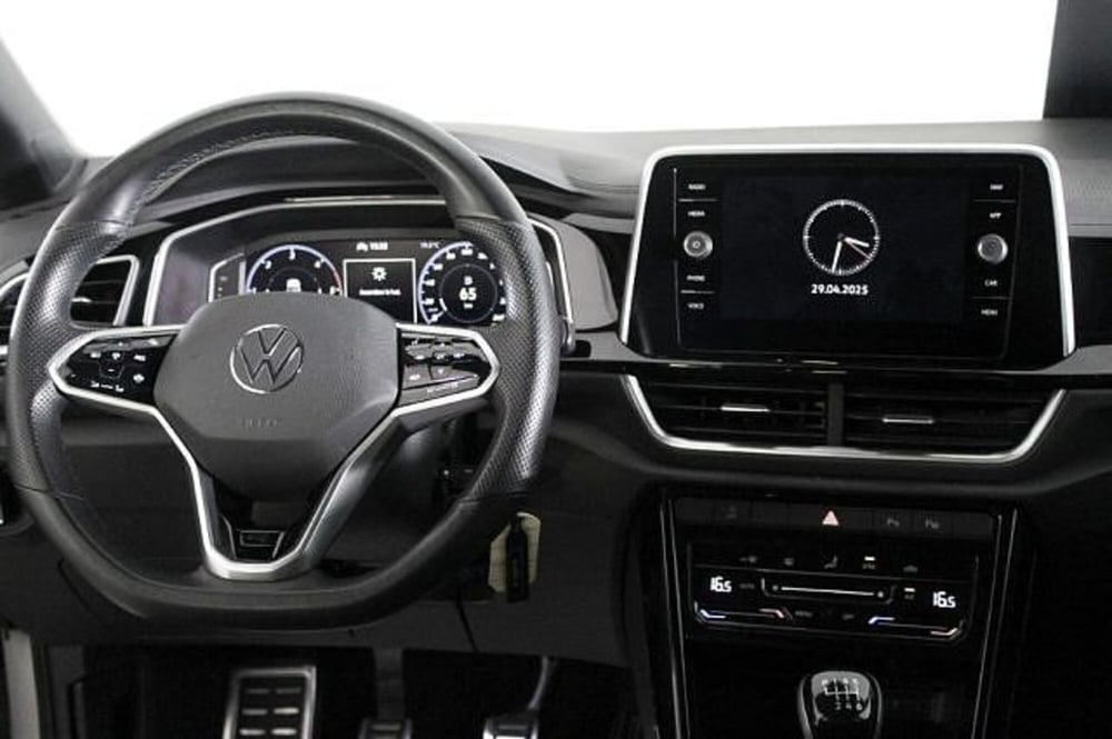 Volkswagen T-Roc usata a Novara (6)