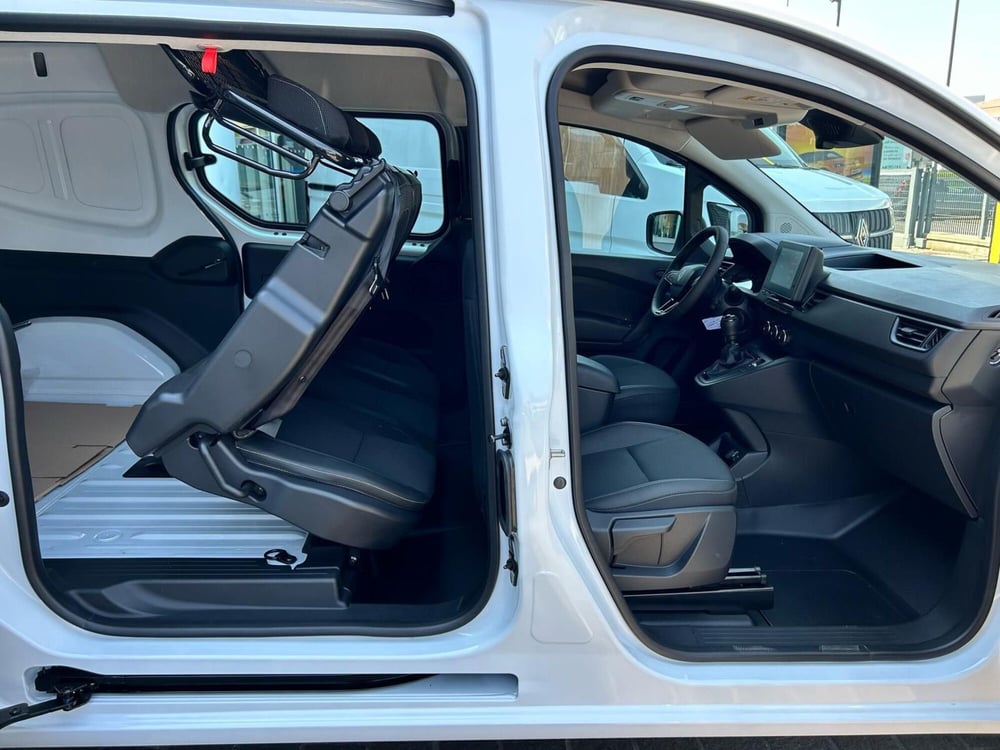 Renault Kangoo Furgone nuova a Treviso (11)