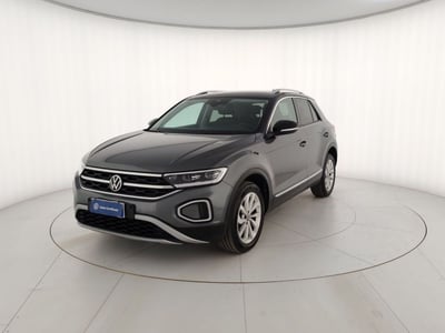 Volkswagen T-Roc 1.0 TSI Style BlueMotion Technology del 2022 usata a Massa