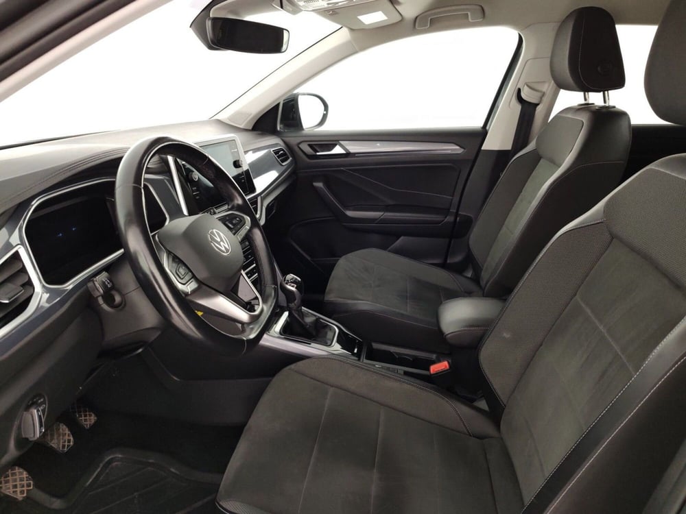 Volkswagen T-Roc usata a Massa-Carrara (7)