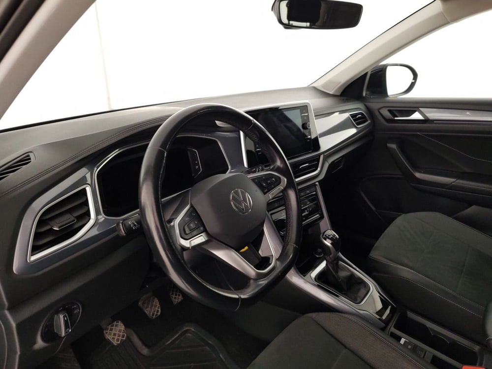 Volkswagen T-Roc usata a Massa-Carrara (8)