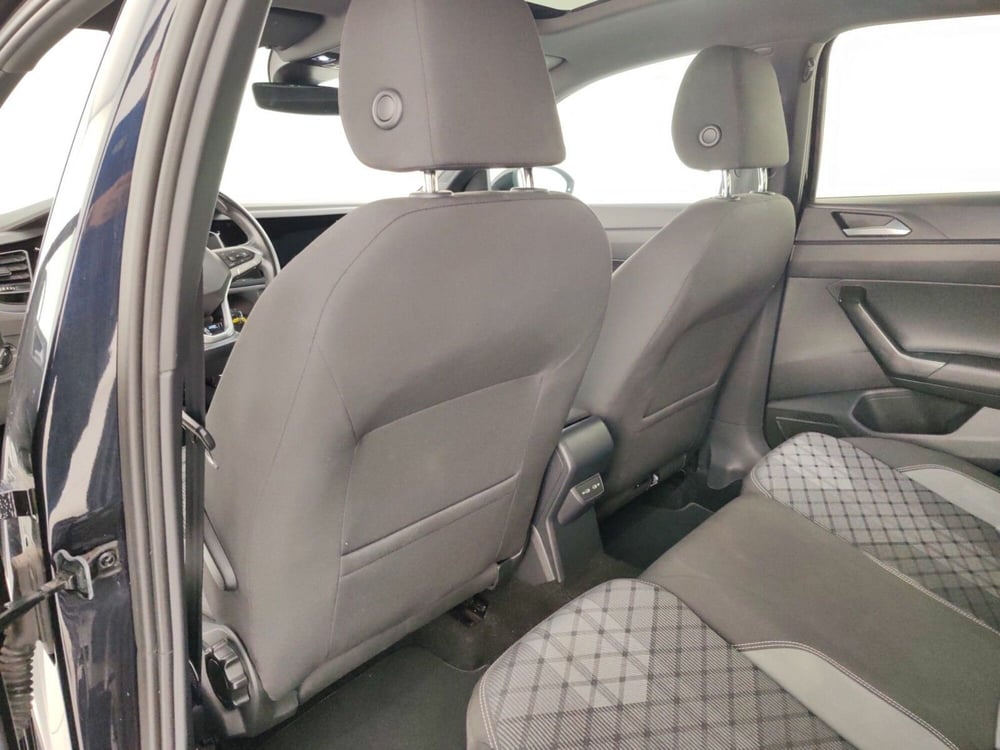 Volkswagen Taigo usata a Massa-Carrara (11)