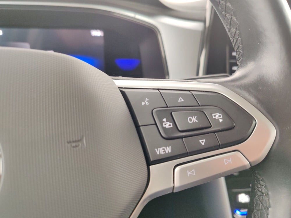 Volkswagen T-Roc usata a Massa-Carrara (13)