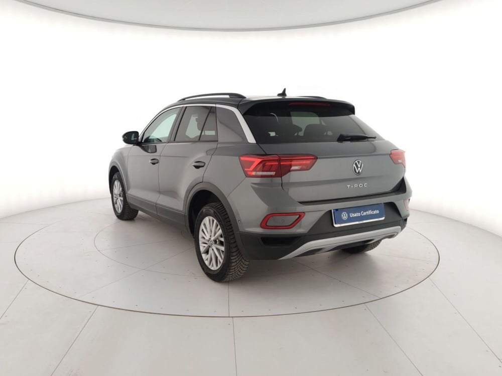 Volkswagen T-Roc usata a Massa-Carrara (2)