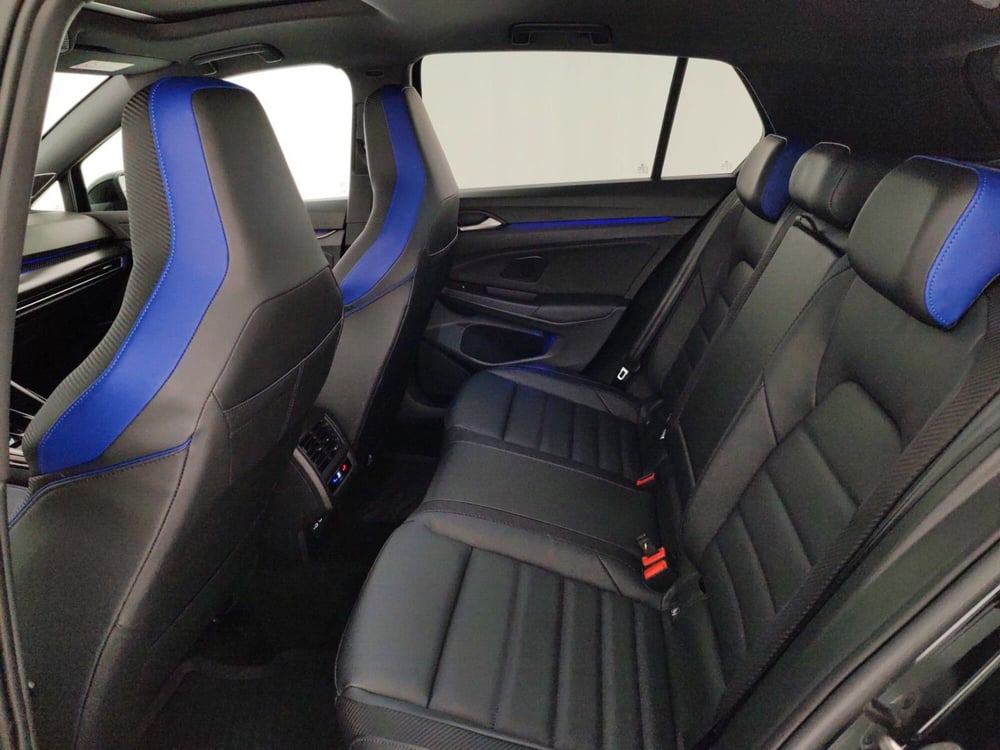 Volkswagen Golf usata a Massa-Carrara (13)
