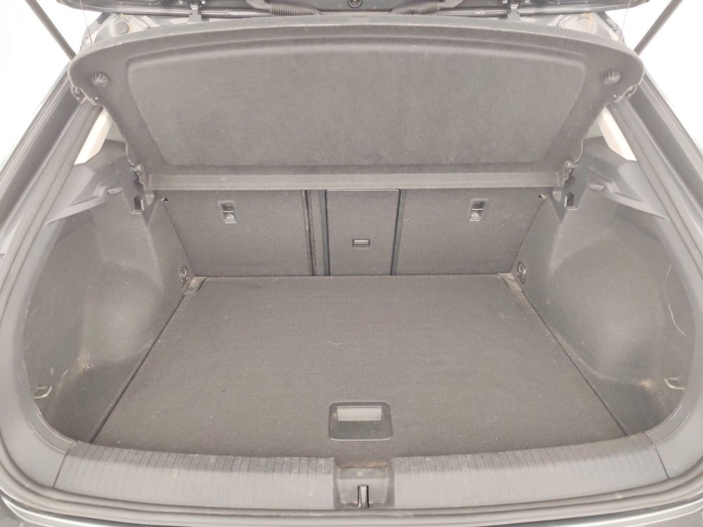 Volkswagen T-Roc usata a Massa-Carrara (16)
