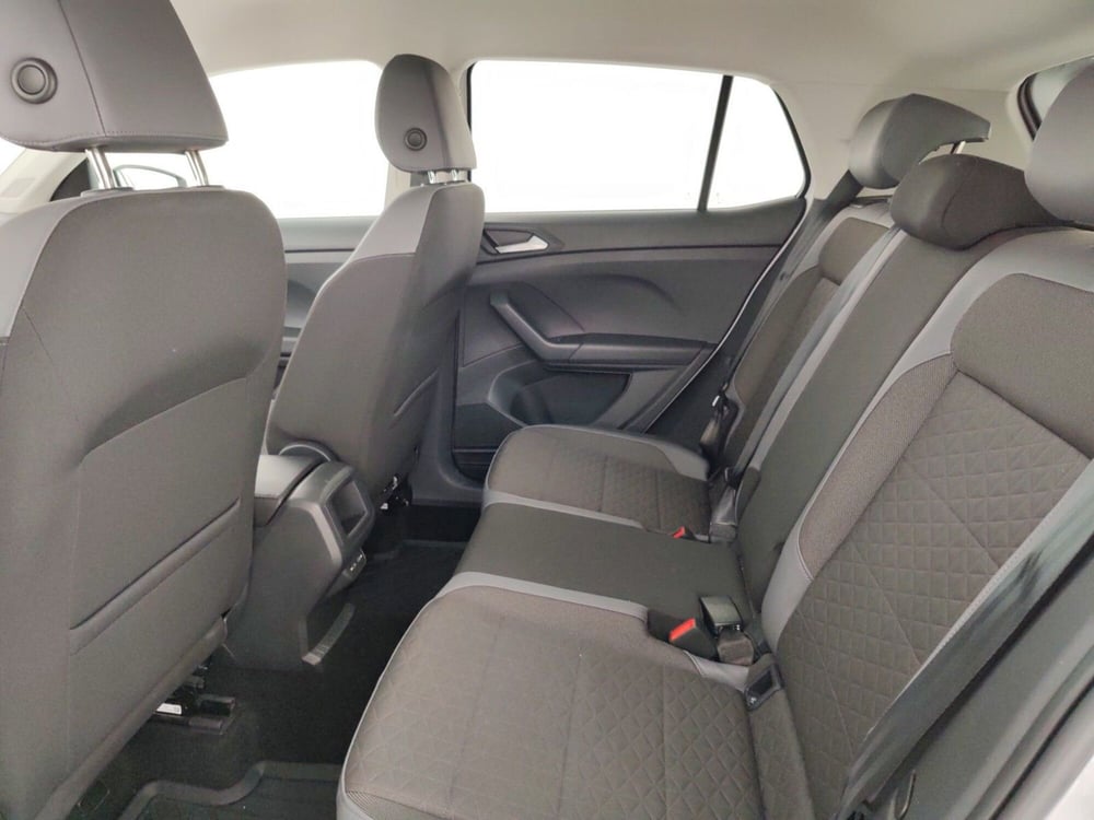 Volkswagen T-Cross usata a Massa-Carrara (9)
